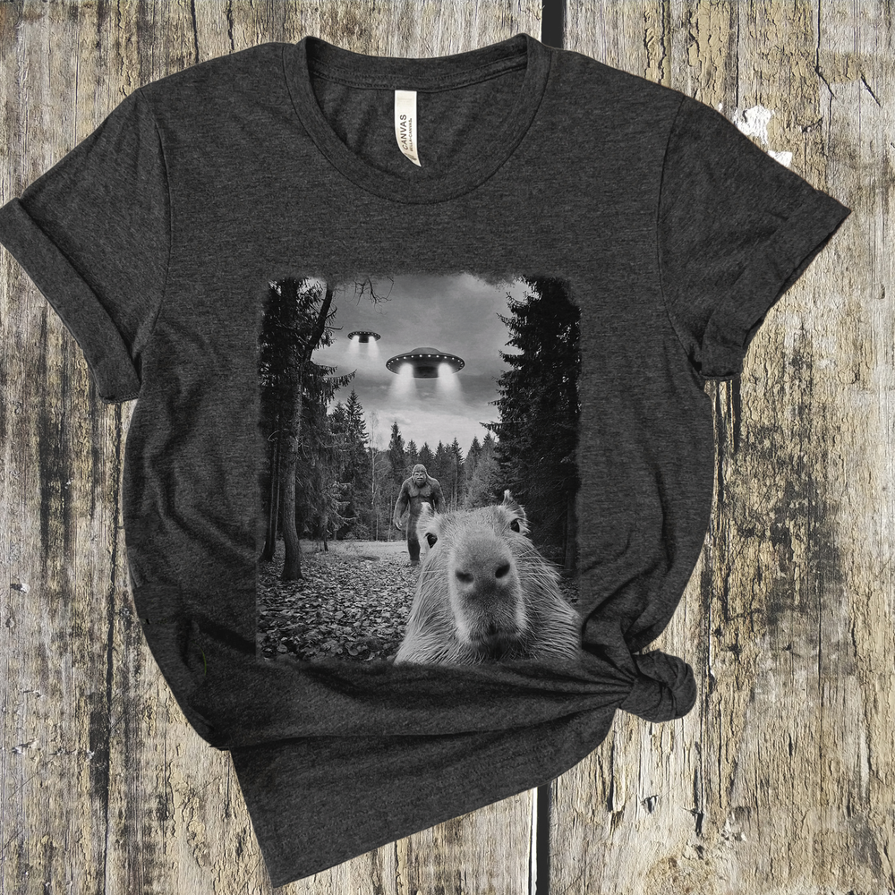 Capybara UFO Bigfoot crew neck short sleeve tee