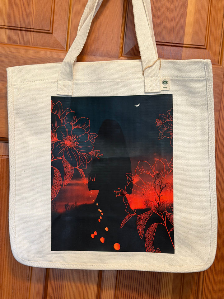 Moonflower Woman hemp-blend tote (natural)
