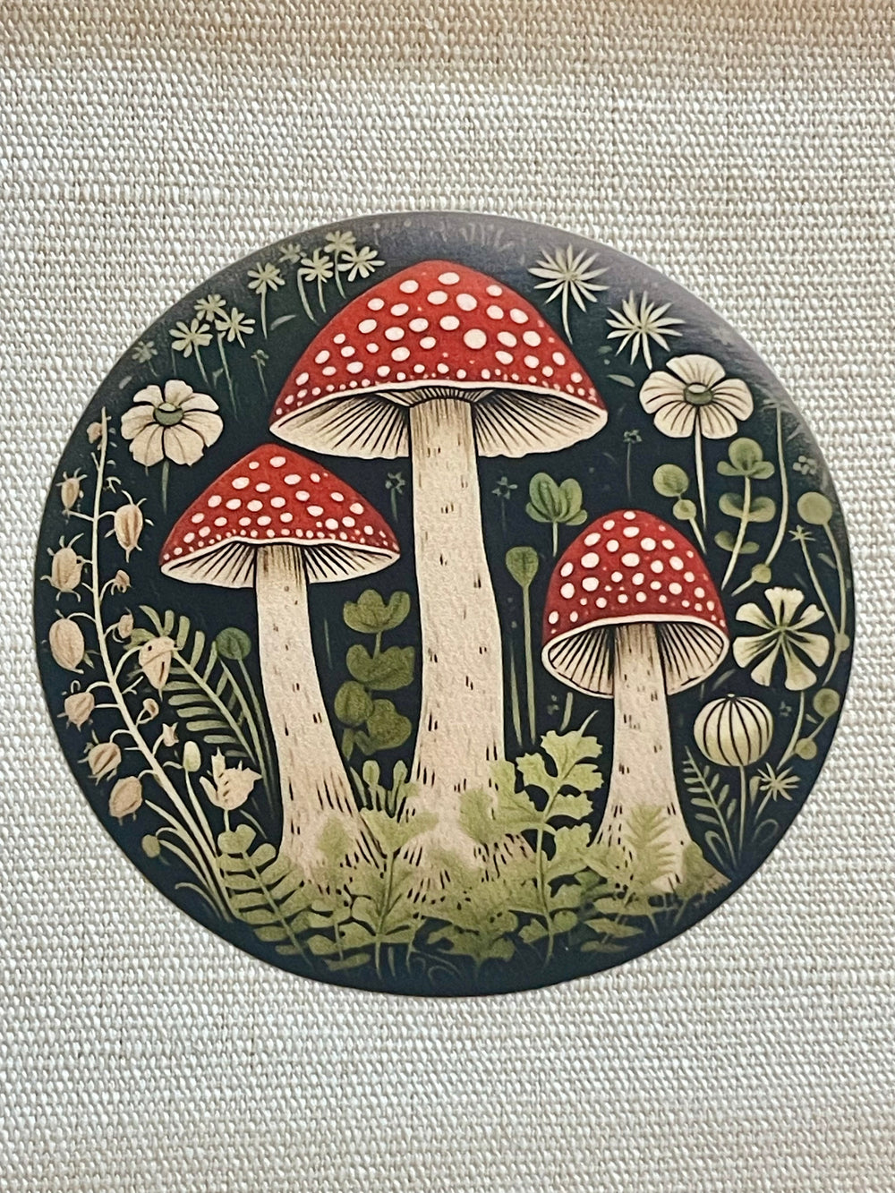 Red Mushroom Trio zippered hemp pouch (natural)